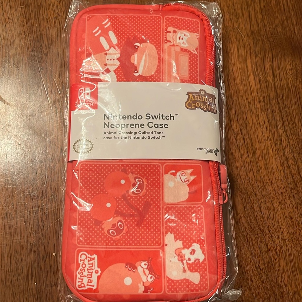 Nintendo Switch Animal Crossing Neoprene Case NWT